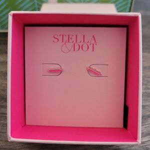 Stella & dot rebel studs silver